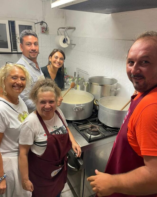 Risottata del Sindaco: Grande Convivialità con Sindaco Andrea Coden e Vice Sindaca Claudia Bianchi